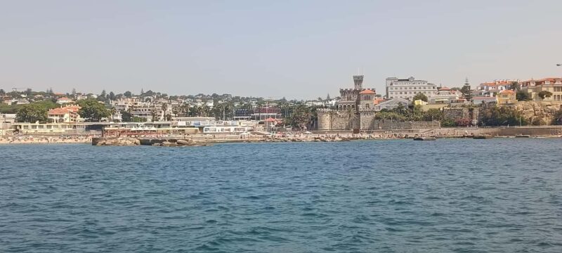 Cascais Coastal Secrets: 90-Minute Cruise with Free Drinks - Guided Insights into Cascais’s Maritime and Royal Heritage