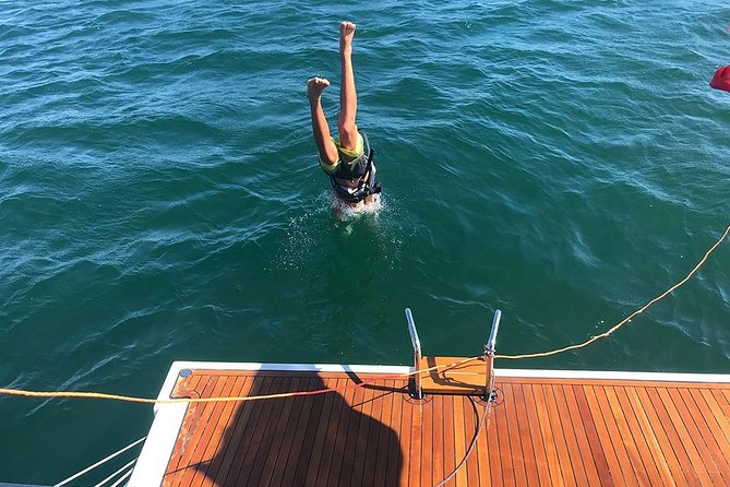 Cascais Private Sailing 2h Cruise with a drink - Who Will Love This Private Sailing Tour?