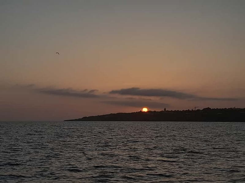 Cascais: Sunset Boat Trip with Welcome Drinks - Why This Tour Stands Out in Cascais