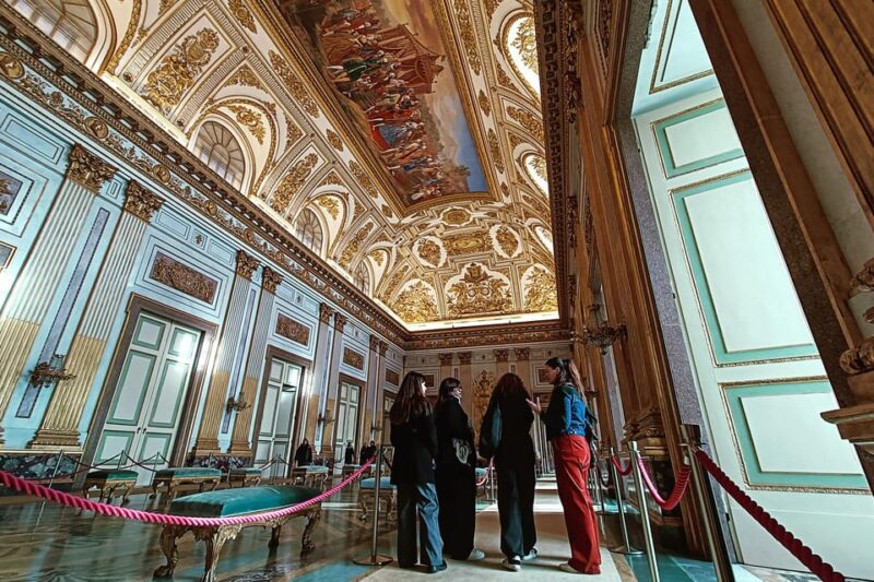 Caserta Royal Palace & Gardens Small Group Tour with Shuttle - The Expert Guides and Their Engaging Style