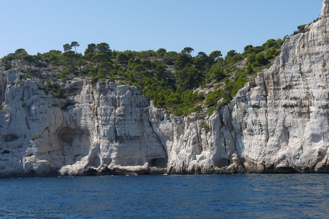 Cassis Half-Day Trip from Aix-en-Provence - Meeting Point and Group Size Specifics