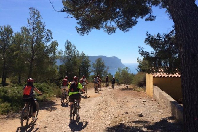 Cassis: Three Calanques Tour by Electric Mountain Bike - Riding Through the National Park of Calanques