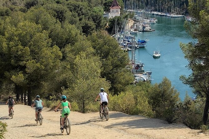 Cassis : Two Calanques Tour by Electric Mountain Bike - Highlights of the Stops and Scenic Views