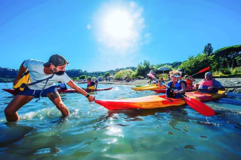 Castel Gandolfo: Kayak Food and Wine Tour - Sensory Experience with Food and Drink