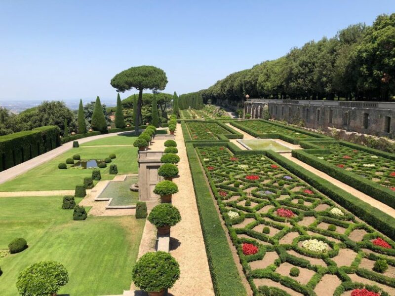 Castel Gandolfo: Papal Apartments and Secret Garden Ticket - The Secret Garden: A Hidden Oasis for Nature Lovers