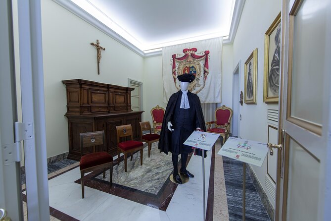 Castel Gandolfo: Papal Apartments & Secret Garden Entry Ticket - Logistics and Accessibility