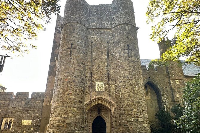 Castles of Cape Anne, Massachusetts - Private Day Tour - Enjoy a Farm Experience at Russell Orchards