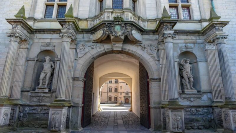 Castles of Kronborg and Frederiksborg from Copenhagen by Car - Key Points