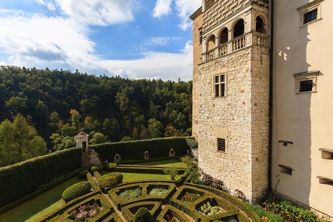 Castles Tour by The Eagles' Nests Trail, day tour from Krakow - From Krakow to Korzkiew and Ojców National Park