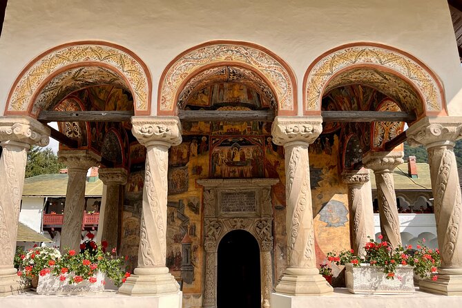 Castles Tours from Brasov - Physical Requirements and Accessibility