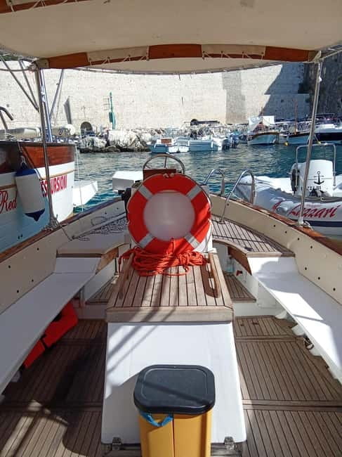 CASTRO-MALEPASSO: 3H CAVES BOAT TOUR WITH APERITIVE - Discover the 3-Hour Castro-Malepasso Caves Boat Tour with Aperitive in Apulia