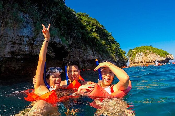 Catamaran Arches, Animas Beach, Quimixed Waterfall and Food Tour - Key Points