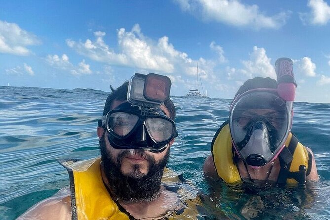 Catamaran Beach Club Isla Mujeres Tour - Exploring Isla Mujeres Downtown and Local Shops