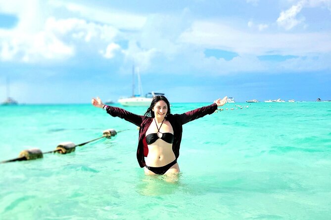 Catamaran Beach Club Isla Mujeres Tour - Lunch and Relaxation at the Beach Club