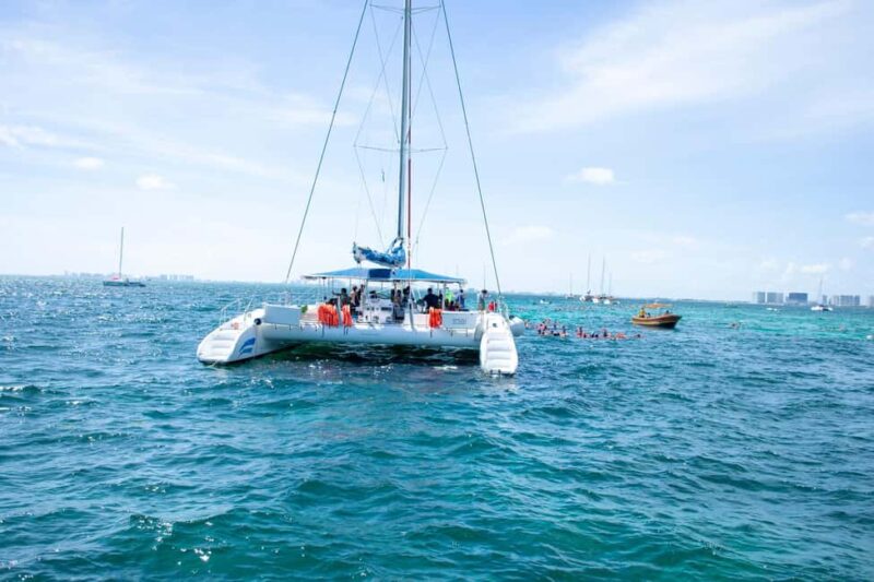 Catamarán Cruise to Isla Mujeres & Buffet Lunch - Overall Value and Suitability