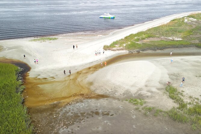 Catamaran Dolphin Cruise in Myrtle Beach with Barrier Island Stop - Food and Drinks: What’s Available