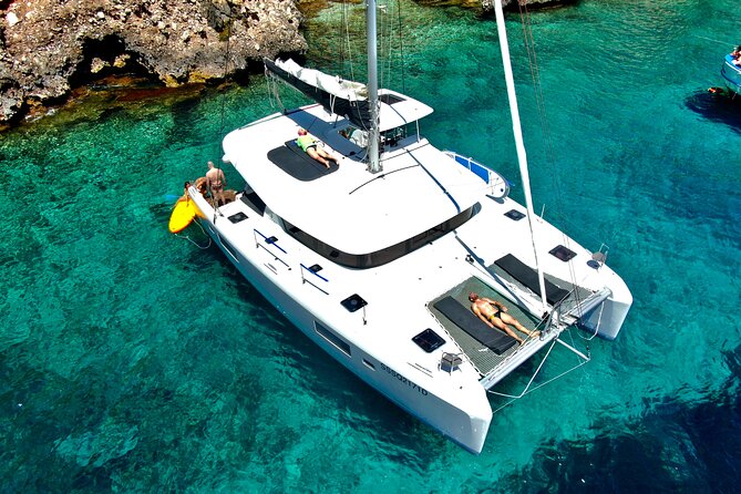 Catamaran in Alghero, daily boat trip - Discover the Spacious and Modern Catamaran in Alghero