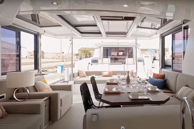 CATAMARAN Kleftiko Poliegos & Round of Milos Lunch with Openbar - Snorkeling, Refreshments, and Scenic Village Views