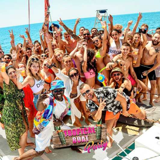 Catamaran Lucile | Famous Boat cata party - Open Bar and Snack Menu Details
