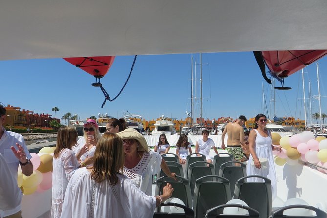 Catamaran Private Tour - Benagil & Marinha Beach - (28 PAX) - Exploring the Benagil Cave: The Main Attraction