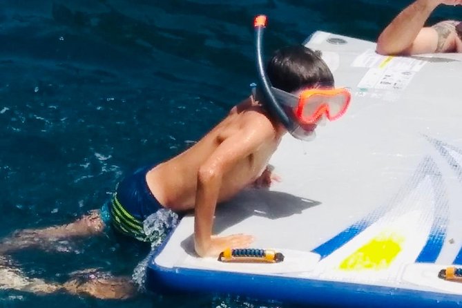 Catamaran ride -Costa Brava with barbecue and drinks. Familiar. - Weather and Seasonal Considerations