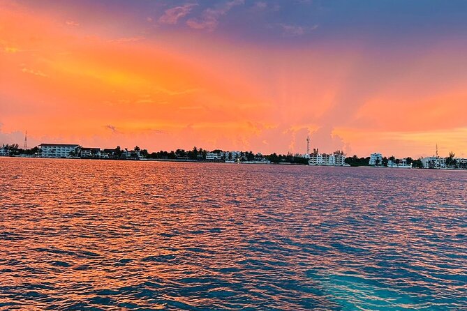Catamaran Sunset Open Bar and Snacks - Scenic Sunset Sailing in Playa del Carmen