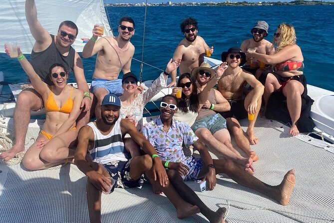 Catamaran Tour to Isla Mujeres Cancun - Isla Mujeres: Free Time to Explore and Shop