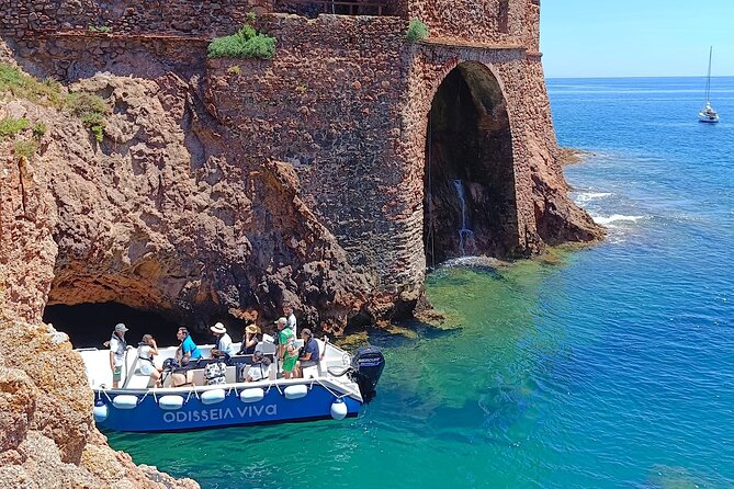 Catamaran trip to Berlengas Island + visit to the caves - Explore Berlengas Island on a 4-Hour Catamaran Trip from Peniche