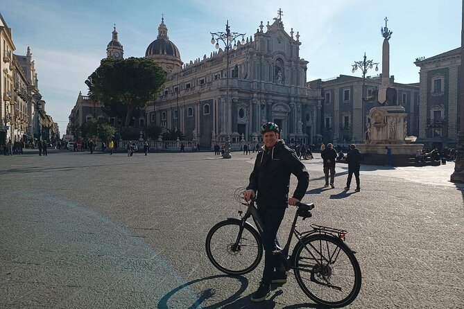 Catania and Aci Trezza Bike trip - Comfortable Accommodation and Convenient Logistics