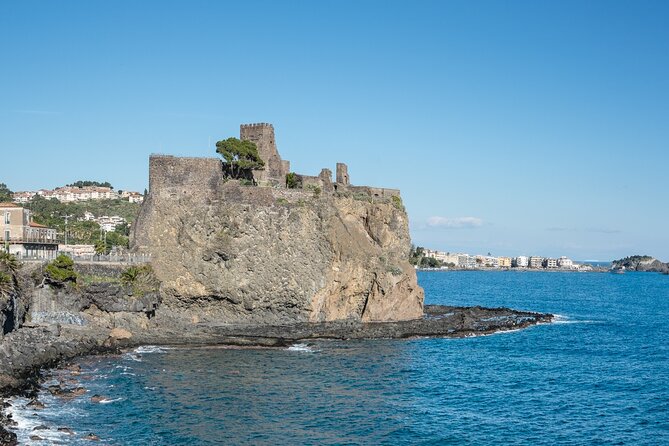Catania and Aci Trezza Bike trip - Small Group Experience and Expert Guides