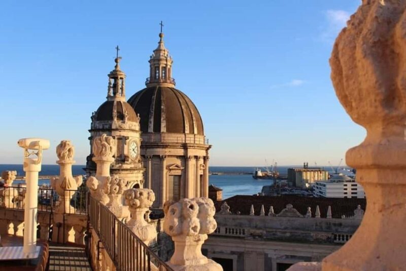 Catania : Best Street Food Tour With A Local Guide - Practical Details: Meeting Point and Accessibility