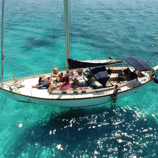 Catania: Boat Trip with Aperitif, Prosecco and Snorkeling - Water Activities: Snorkeling and Paddleboarding Adventures