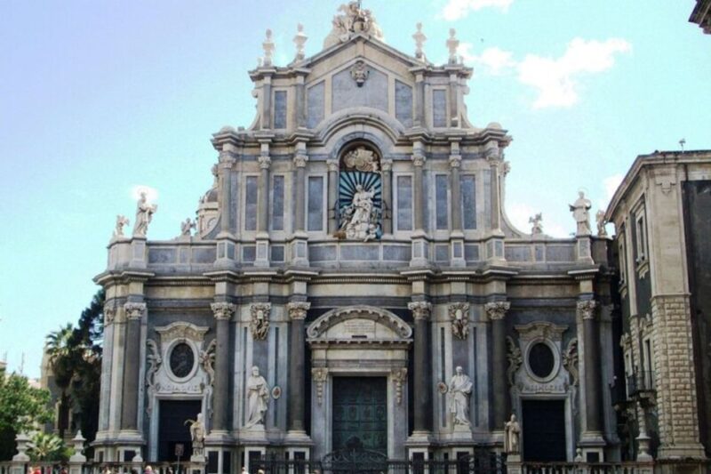 Catania: Private custom tour with a local guide - Key Points