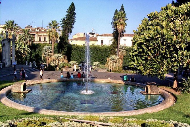 Catania Private Walking Tour with "Arancino and Cannolo" Tasting - Visiting Catania’s Fish Market: Sicily’s Largest and Most Colorful