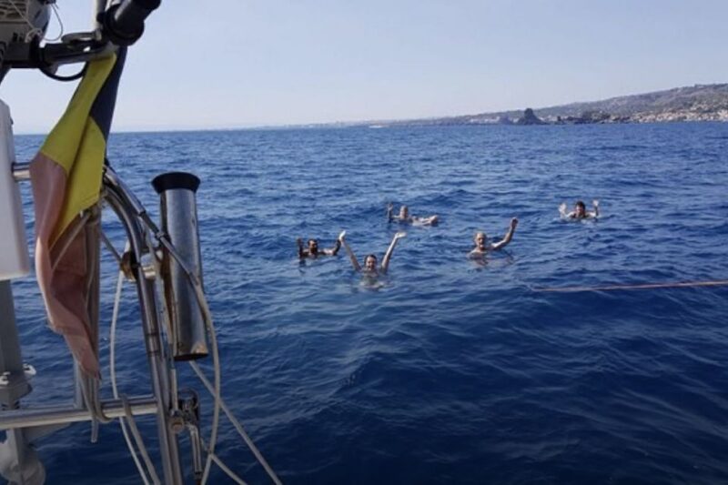 Catania: Spritz and Sunset Sailing Tour - Key Points