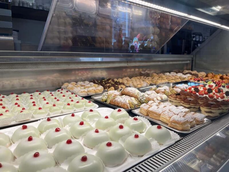 Catania: Street Food and History Walking Tour with Chef Coco - Practical Details: Meeting Point, Group Size, and Accessibility