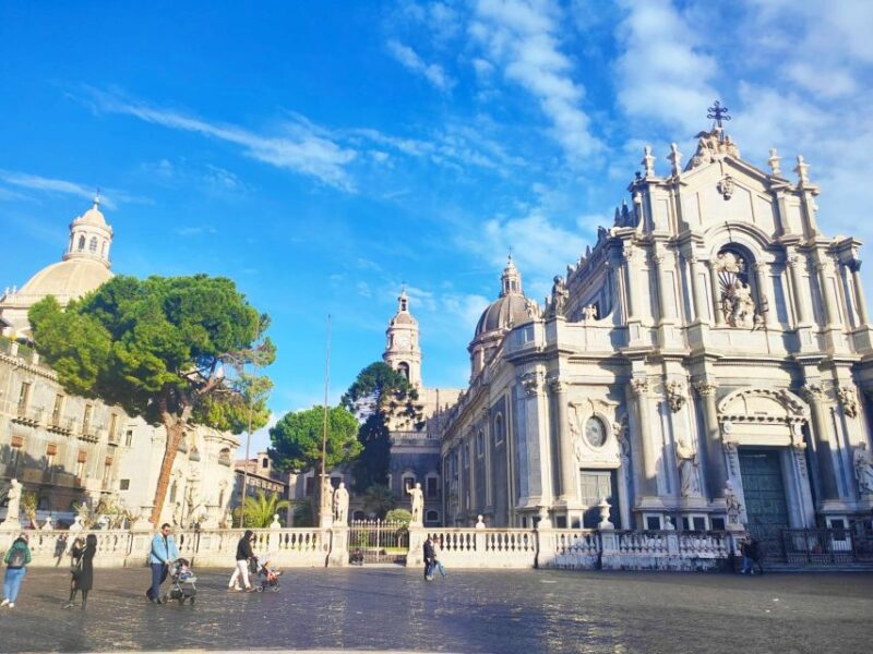 Catania Street Food Tour: Fish Market & City Centre - The Guide’s Expertise and Personal Touch