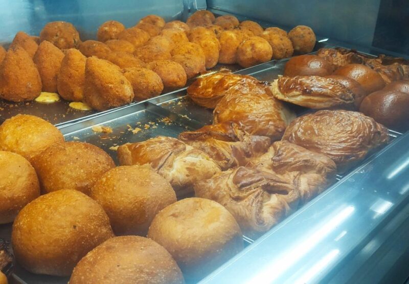 Catania Street Food Tour: Fish Market & City Centre - Practical Details: Meeting Point and Tour Logistics