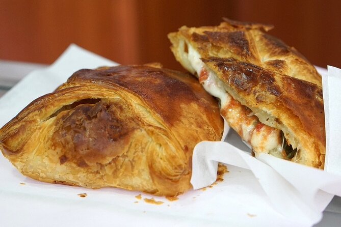 Catania Street Food Walking Tour and Market Adventure - Discover Catania’s Historic Piazza del Duomo