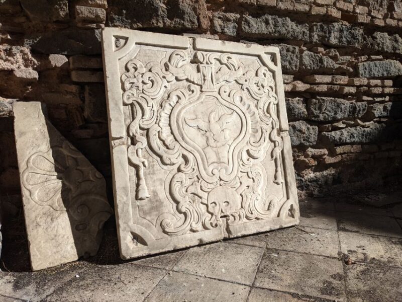 Catania: Underground Catania Tickets and Guided Tour - Exploring the Underground Amenano River