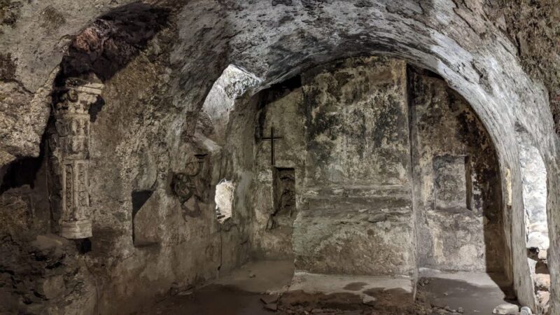 Catania: Underground Catania Tickets and Guided Tour - Guides and Language Support