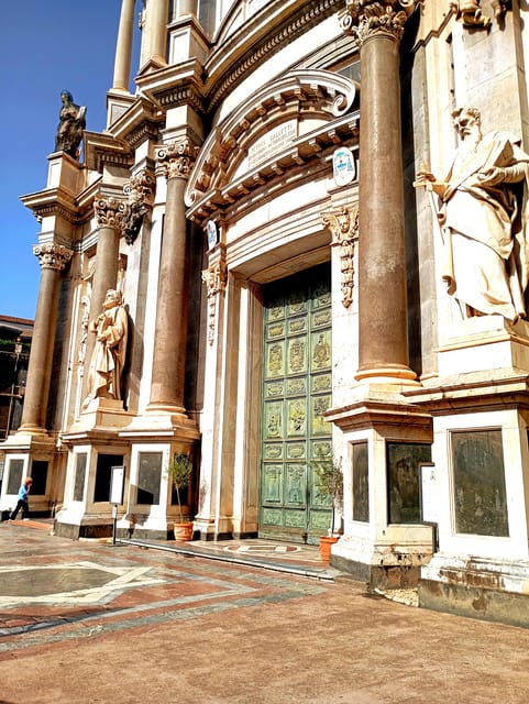 Catania:Sant'Agata and the Baroque of Catania - Exclusive Access to the Sala del Fercolo and the Museum Terraces