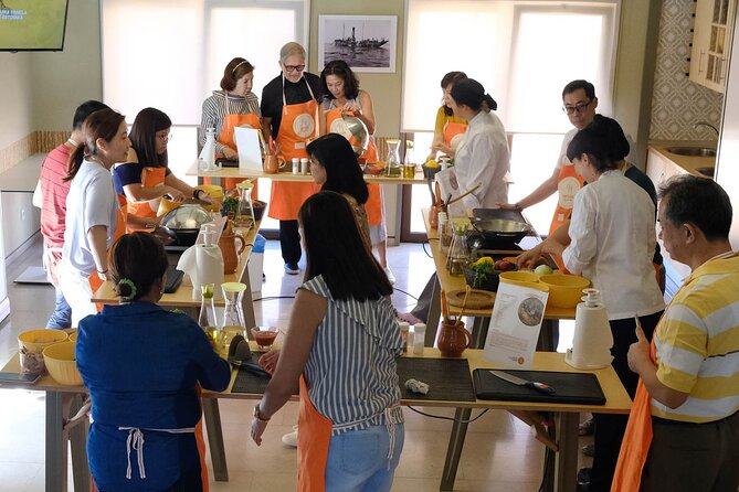 Cataplana for All: From kitchen to the table - Hands-On Cooking with Seafood and Shellfish in Faro