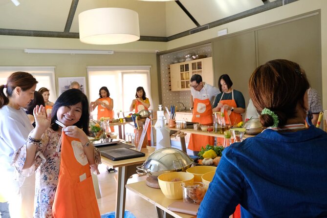 Cataplana for All: From kitchen to the table - Who Will Love This Faro Cooking Class?