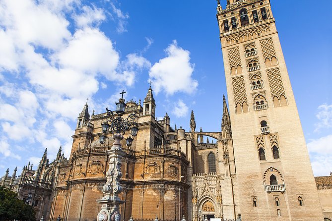 Cathedral, Alcazar and Giralda Guided Tour with Priority Tickets - Climbing the Giralda Tower for Panoramic Views