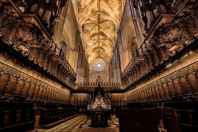 Cathedral, Alcazar and Giralda Guided Tour with Priority Tickets - Comparing This Tour to Others in Seville