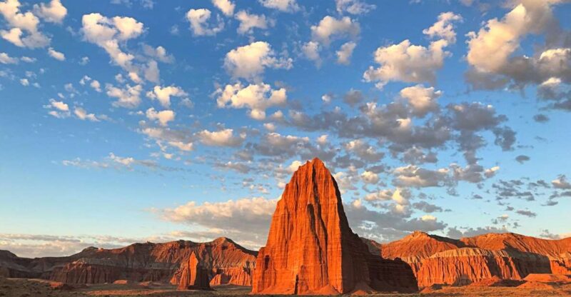 Cathedral Valley 4X4 Tour, Temples of the Sun and Moon 4 Hrs - Experience the Best of Capitol Reef in a Private 4-Hour 4X4 Tour