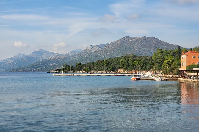 Cave boat tour -All Inclusive - Customizable Cave and Cove Exploration Led by a Local Skipper