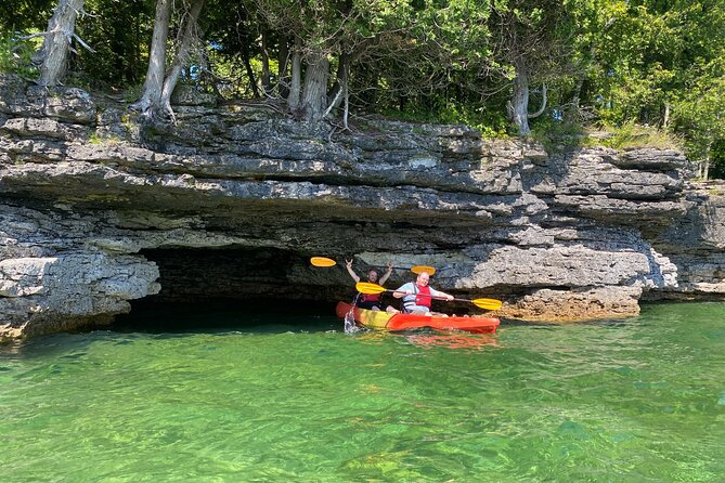 Cave Point Kayak Tour - Key Points