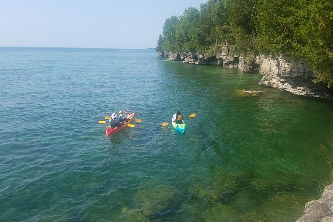 Cave Point Kayak Tour - Safety Measures and Group Size